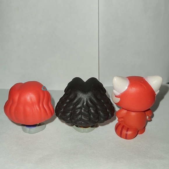 Disney doorables turning red set of 3 - Picture 2 of 2